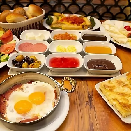 Hotel Royal 3*