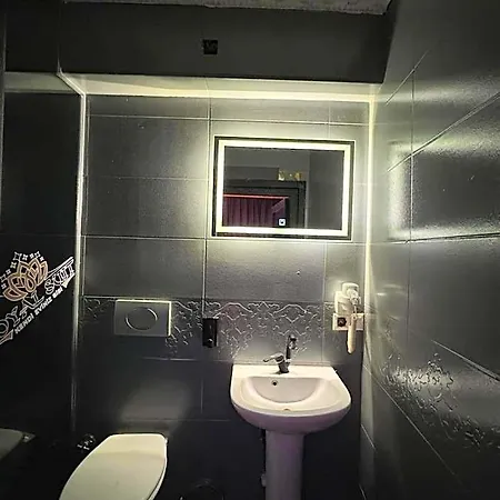 Royal Hotel 3*